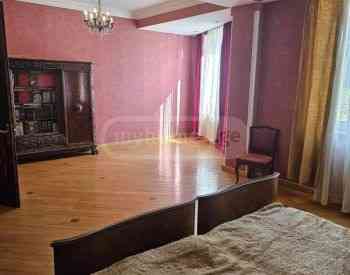 ქირავდება 3 ოთახიანი ბინა 110მ² 3/11 სართ თბილისი