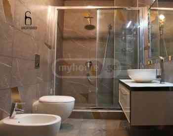 ქირავდება 2 ოთახიანი ბინა 68მ² 17/21 სართ თბილისი