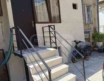 Apartments For Rent two-room 45м² 1/1 floor Tbilisi