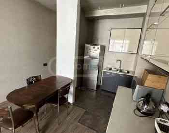 ქირავდება 3 ოთახიანი ბინა 76მ² 9/9 სართ თბილისი