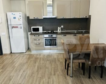 ქირავდება 2 ოთახიანი ბინა 60მ² 16/23 სართ თბილისი - photo 1