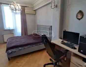 ქირავდება 3 ოთახიანი ბინა 82მ² 3/9 სართ თბილისი