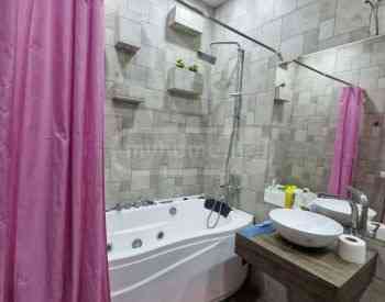 ქირავდება 3 ოთახიანი ბინა 120მ² 2/16 სართ თბილისი