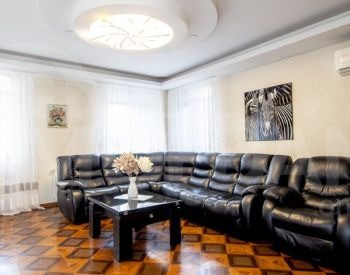 Apartments For Rent three-room 68м² 1/10 floor Tbilisi - photo 1