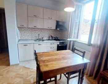 ქირავდება 3 ოთახიანი ბინა 70მ² 2/3 სართ თბილისი