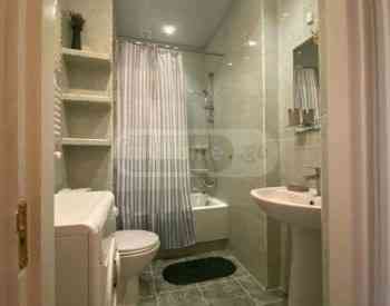 ქირავდება 2 ოთახიანი ბინა 75მ² 7/12 სართ თბილისი