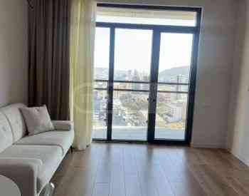 ქირავდება 3 ოთახიანი ბინა 62მ² 21/25 სართ თბილისი