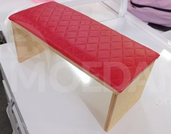 მანიკურის ხელის და პედიკურის ფეხის დასადები თბილისი - photo 1