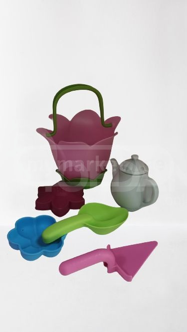 Children's playground in the yard Tbilisi - photo 1