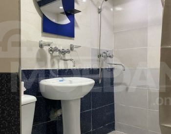 Сдам 2-комн. квартиру 30м² 1/3 эт. Тбилиси - изображение 3