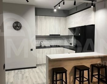 იყიდება 2 ოთახიანი ბინას 55მ² 5/8 სართ თბილისი - photo 1