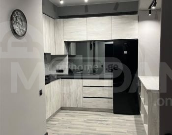 იყიდება 2 ოთახიანი ბინას 55მ² 5/8 სართ თბილისი - photo 4