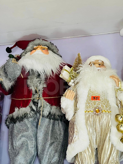 Новогоднее украшение Деда Мороза. Тбилиси - изображение 1