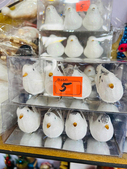 Новогодние украшения Тбилиси - изображение 1