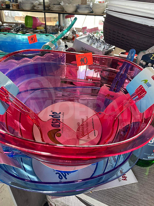 Пластиковая миска со своими ложками Тбилиси - изображение 1