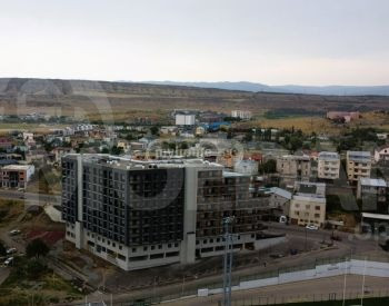 იყიდება 2 ოთახიანი ბინას 54.6მ² 4/10 სართ თბილისი - photo 1