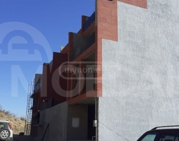 იყიდება 3 ოთახიანი ბინას 105მ² 3/4 სართ თბილისი - photo 3