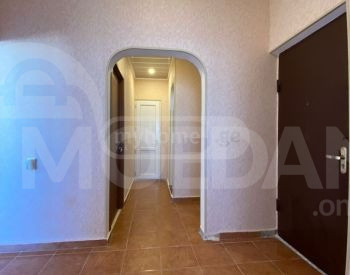 ქირავდება 2 ოთახიანი ბინა 70მ² 6/9 სართ თბილისი - photo 2