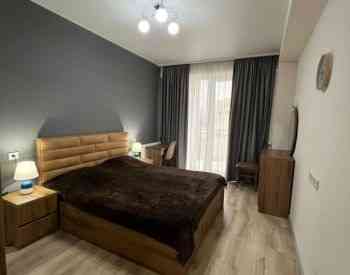 ქირავდება 3 ოთახიანი ბინა 85მ² 6/15 სართ თბილისი