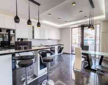 Apartments For Rent six-room 260м² 7/8 floor Tbilisi