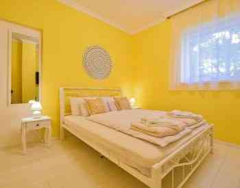 ქირავდება 4 ოთახიანი ბინა 180მ² 5/9 სართ თბილისი