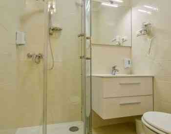 ქირავდება 4 ოთახიანი ბინა 180მ² 5/9 სართ თბილისი