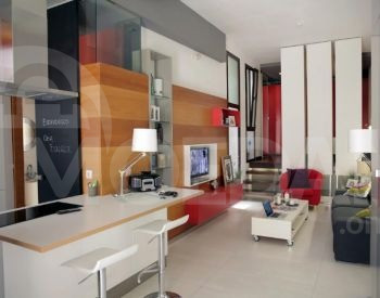 Apartments For Rent three-room 90м² 5/9 floor Tbilisi - photo 1