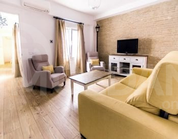 ქირავდება 3 ოთახიანი ბინა 80მ² 3/6 სართ თბილისი - photo 1