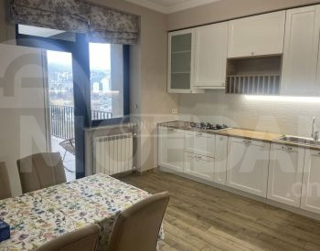 იყიდება 7+ ოთახიანი ბინას 155მ² 5/7 სართ თბილისი - photo 1