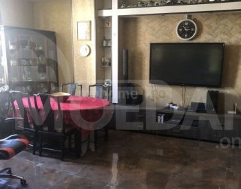 იყიდება 4 ოთახიანი ბინას 115მ² 4/15 სართ თბილისი - photo 1