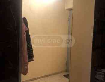 Продам 5-комн. квартиру 137м² 3/9 эт. Тбилиси