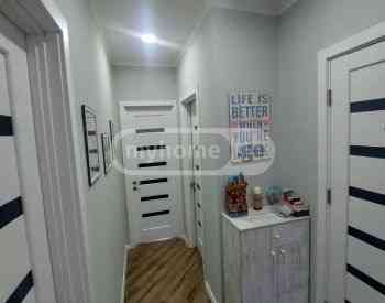 Продам 4-комн. квартиру 84.2м² 2/8 эт. Тбилиси