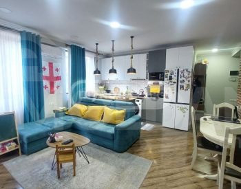 Продам 4-комн. квартиру 84.2м² 2/8 эт. Тбилиси - изображение 2