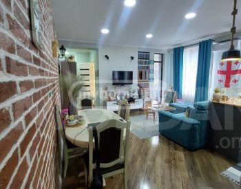 Продам 4-комн. квартиру 84.2м² 2/8 эт. Тбилиси - изображение 1