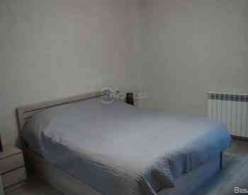 ქირავდება 3 ოთახიანი ბინა 90მ² 4/8 სართ თბილისი