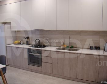 ქირავდება 3 ოთახიანი ბინა 90მ² 4/8 სართ თბილისი - photo 1