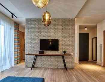 ქირავდება 4 ოთახიანი ბინა 95მ² 4/5 სართ თბილისი