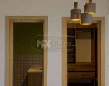 ქირავდება 4 ოთახიანი ბინა 170მ² 3/3 სართ თბილისი