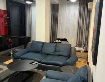 ქირავდება 3 ოთახიანი ბინა 85მ² 7/8 სართ თბილისი