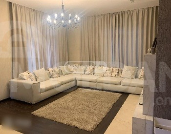 Сдам 5-комн. квартиру 120м² 3/3 эт. Тбилиси - изображение 1
