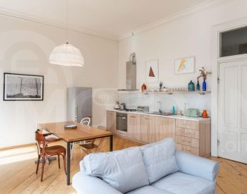 ქირავდება 4 ოთახიანი ბინა 100მ² 3/3 სართ თბილისი - photo 4