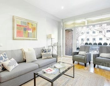 ქირავდება 5 ოთახიანი ბინა 165მ² 5/12 სართ თბილისი - photo 1