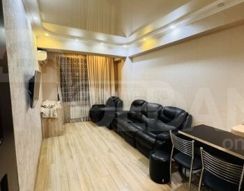 იყიდება 3 ოთახიანი ბინას 84მ² 5/5 სართ თბილისი - photo 1