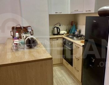 Сдам 2-комн. квартиру 50м² 4/15 эт. Тбилиси - изображение 4