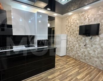 Сдам 2-комн. квартиру 45м² 8/12 эт. Тбилиси - изображение 3