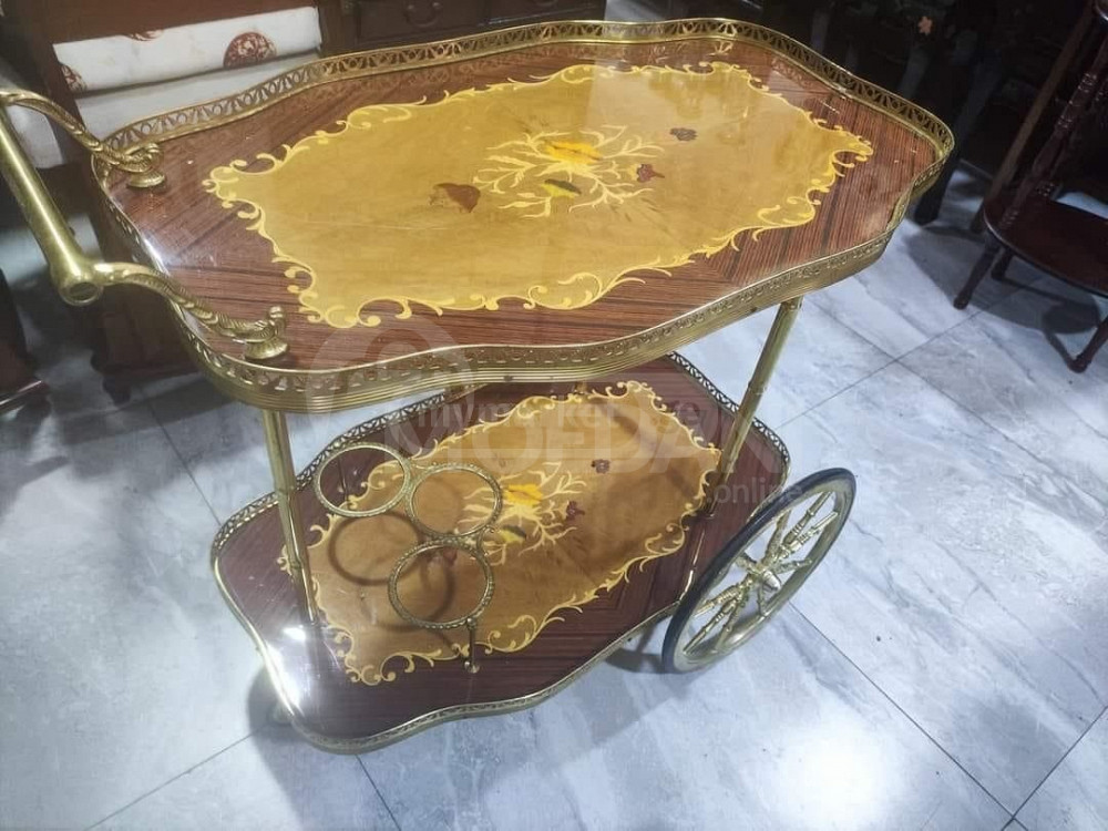 გორგოლაჭებიანი მაგიდა თბილისი - photo 1