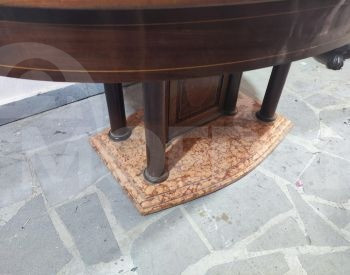 Стол в гостиной Тбилиси - изображение 3