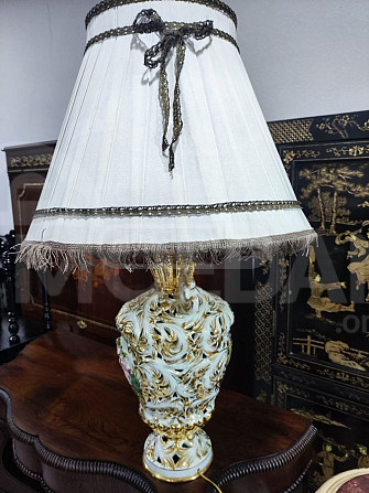 a table lamp Tbilisi - photo 2