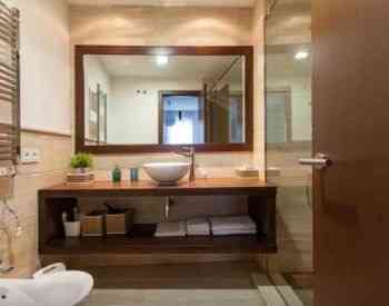 Apartments For Rent three-room 80м² 8/12 floor Tbilisi