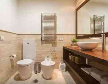 Apartments For Rent three-room 80м² 8/12 floor Tbilisi